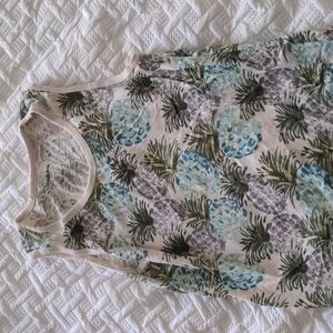 Pineapple Tank